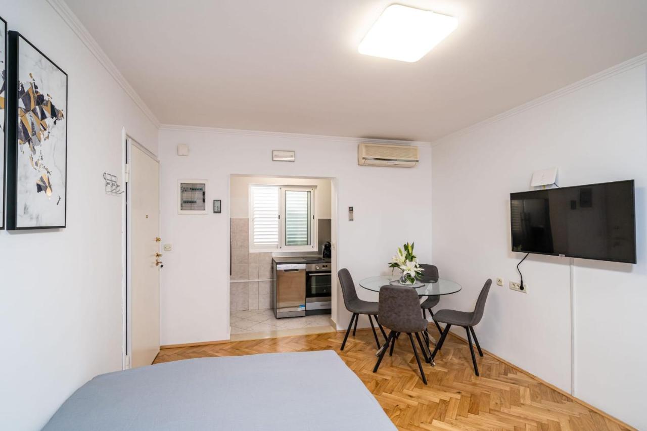 Apartman Knego With Parking Dubrovník Exteriér fotografie